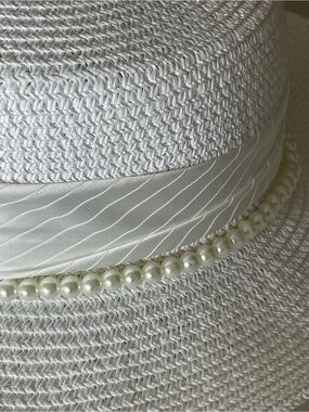 Women’s White Straw Hat with Pearl Trim and Ribbon Band